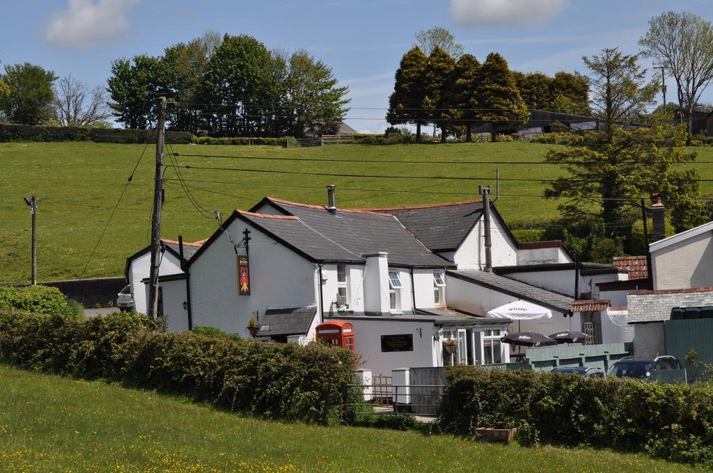 Pyne Arms Bed & Breakfast Barnstaple Exterior photo